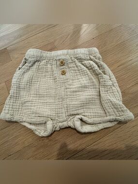 Little Planet Organic Cream Gauze Baby Shorts